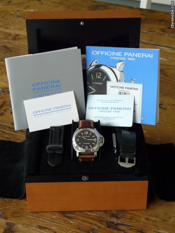 Panerai PAM 002 watches