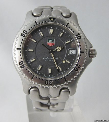 TAG Heuer PROSESSIONAL 200 M watches