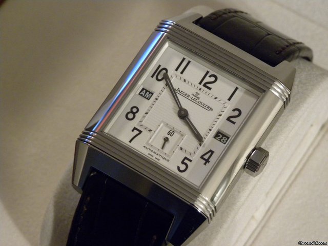 Jaeger-LeCoultre Reverso Squadra Hometime watches