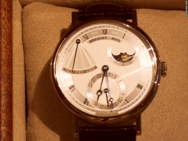 Breguet Classic Moon Date Powerreserve watches