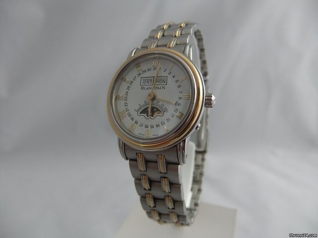 Replica Blancpain Mondphase Watch