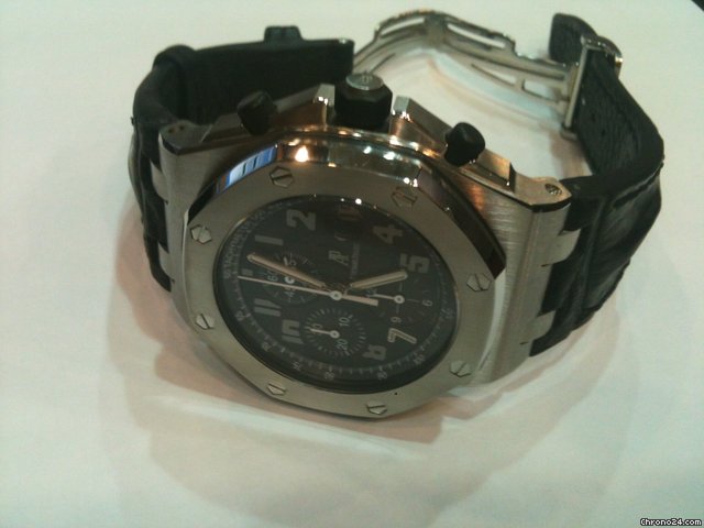 Audemars Piguet Royal Oak Offshore Ginza (SS / Black / Leath watches