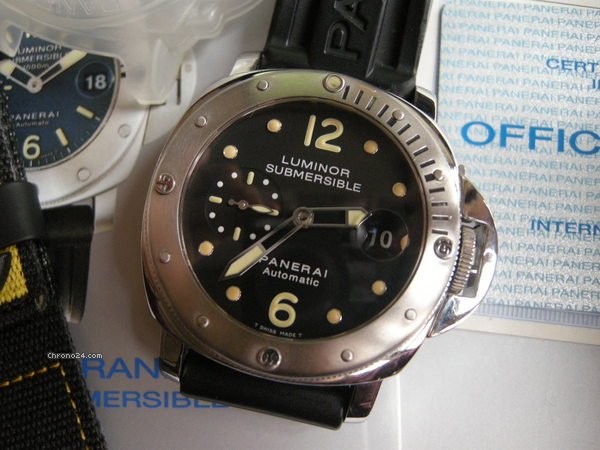 Panerai PAM 24 Luminor Submersible 44mm, 800pcs ONLY watches