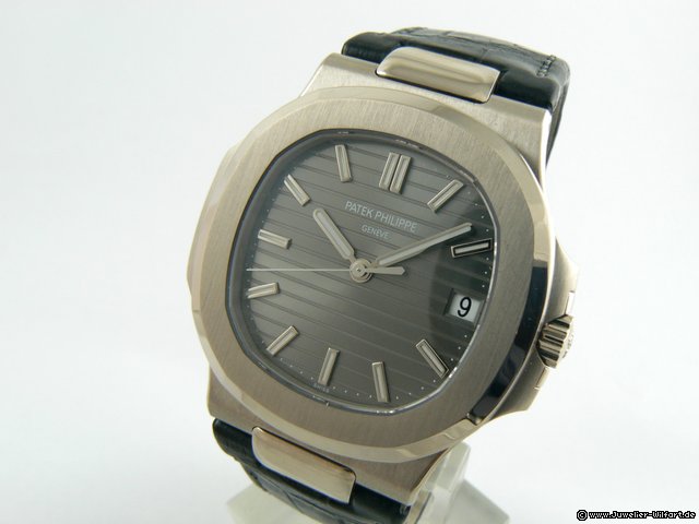 Patek Philippe NAUTILUS WHITEGOLD - NOS - 5711 watches
