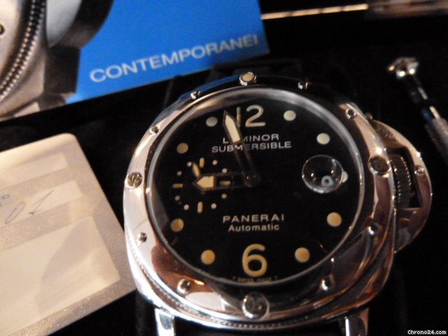 Panerai Luminor Submersible Tritium Zifferblatt watches