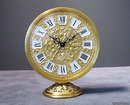 Jaeger-LeCoultre Tischwecker watches