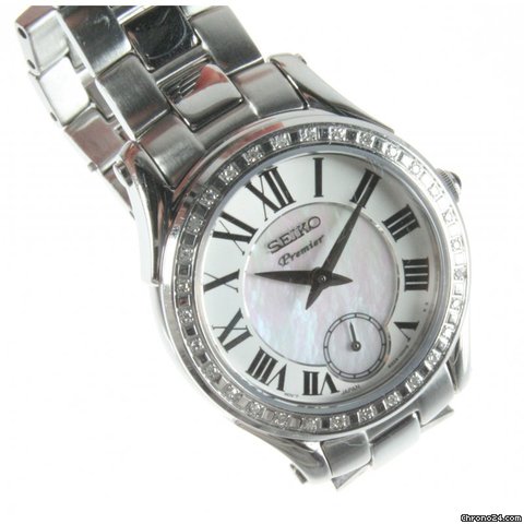 Seiko Lady mit 30 Brillanten Edelstahl Perlmutt watches