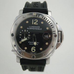 Panerai LUMiNOR SUBMERSiBLE PAM24 watches