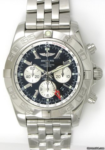 Replica Breitling Chronomat B04 GMT Watch