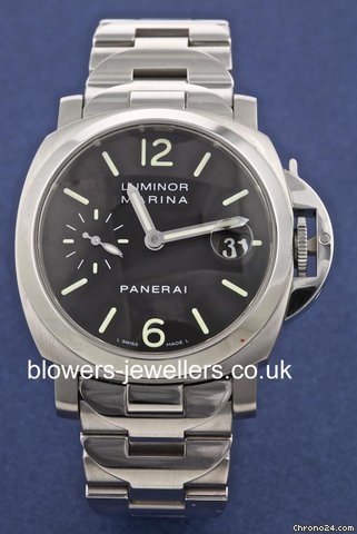 Panerai Luminor Marina 40mm PAM 00050 watches