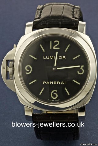 Panerai Luminor PAM 00219 watches