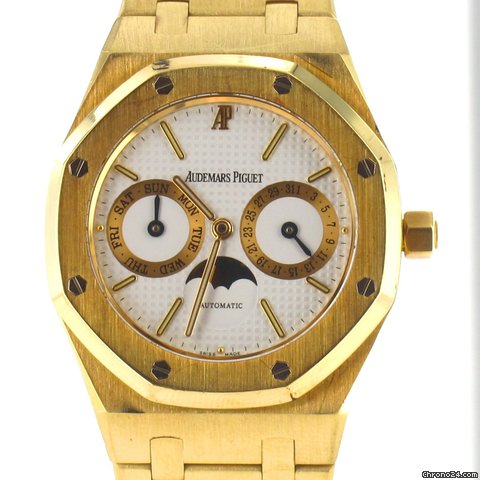 Audemars Piguet Royal Oak day-date fasi luna watches