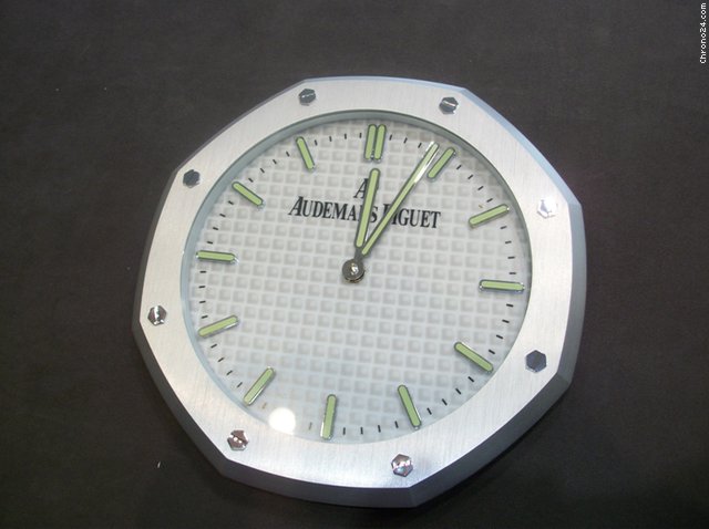 Audemars Piguet Dealer showroom wall clock 10.5" watches