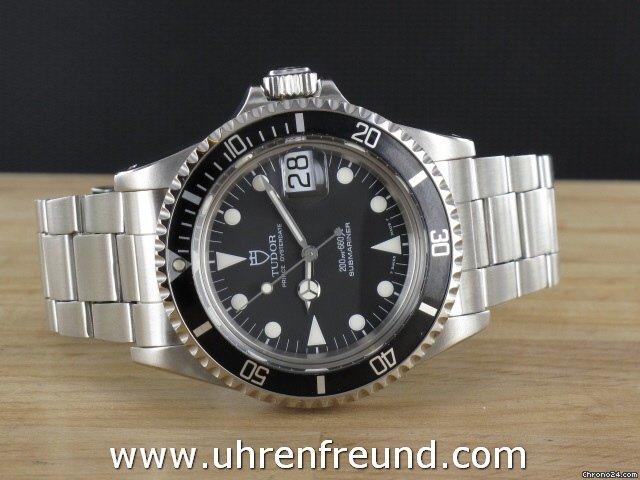 Tudor Submariner Date ref. 79090 aus 1991 mit Box und Papieren watches