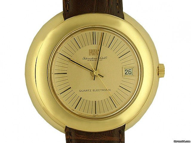 IWC Quarz Electronic 18kt Gelbgold 112g Vintage 45mm watches