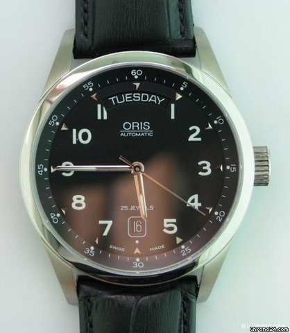 Oris CLASSIC XXL FULL DAY watches