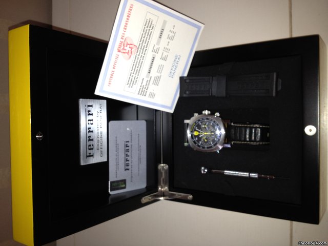 Panerai FERRARI SCUDERIA RATTRAPANTE watches