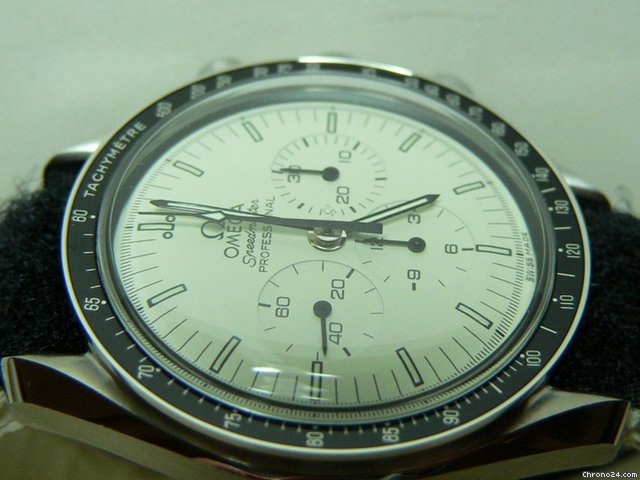 Omega Speedmaster Professional 1969 First Moon Grey Face watches