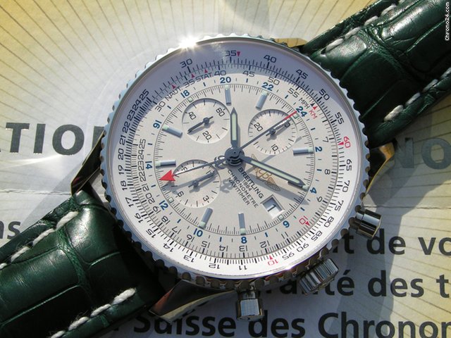 Breitling NAVITIMER WORLD A 24322 NEU UNGETRAGEN 2012 watches