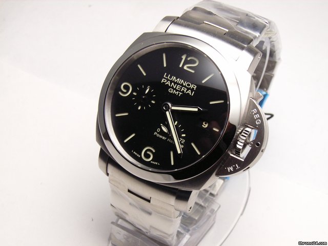 Panerai Luminor 1950 GMT/Power Reserve watches