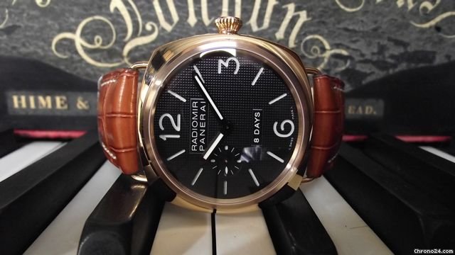 Panerai Radiomir 8 Day Pink Gold PAM197 PAM00197 Unworn watches