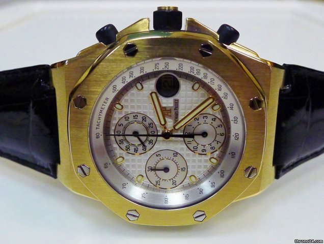Audemars Piguet Royal Oak Offshore Chronograph in 18k Yellow Gold watches