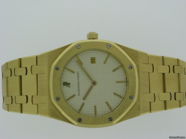 Audemars Piguet Royal Oak 35mm YG 750 Q watches