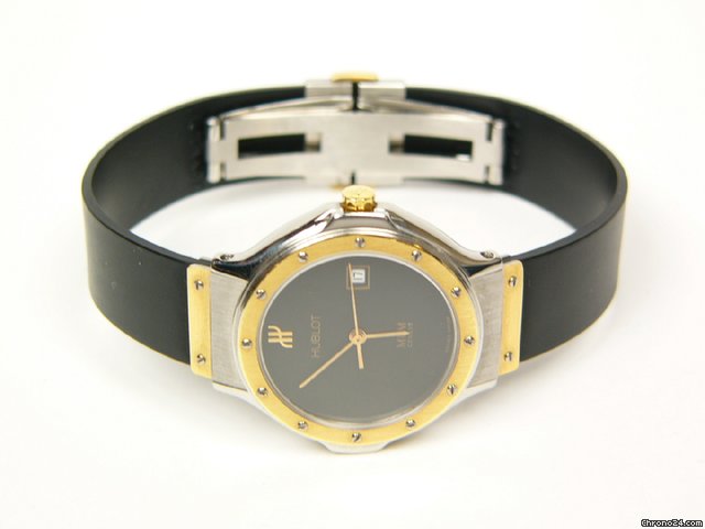 Hublot Classic Lady stainless steel and gold rubber band. Ref 139.100.2 watches