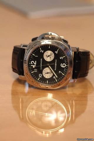 Panerai Luminor Chrono PAM 189 watches