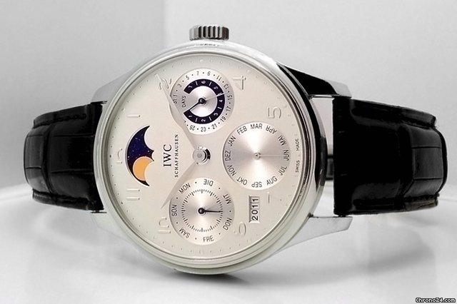 IWC PORTUGIESER Ewiger Kalender in Platin - Limited to 250 - Set watches