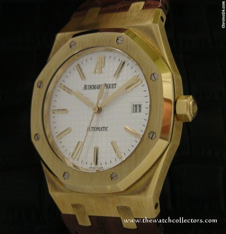 Audemars Piguet Royal Oak 39 mm Yellow Gold "15300 BA.00D088CRO1" Full Set 2012 watches