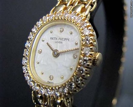 Patek Philippe SCHMUCKUHR 32 DIAMANTEN REF 4772/2 watches