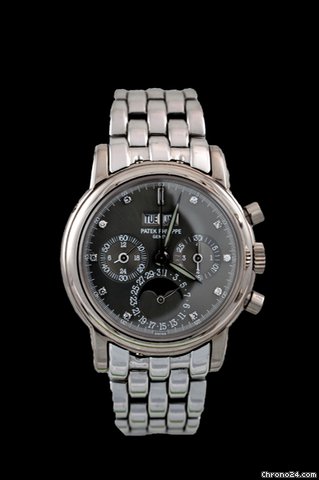 Patek Philippe 3790 G Bracelet watches