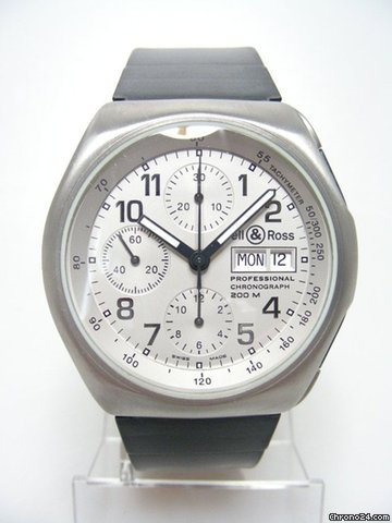 Bell & Ross Space 3 chronographe titanium and rubber/titane sur caoutchouc cadran silver dial watches
