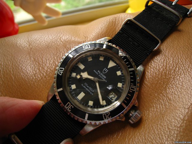 Tudor Snowflake Submariner 94110 watches