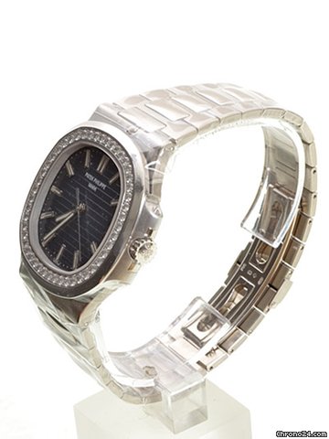 Patek Philippe 5713/1G-010 watches