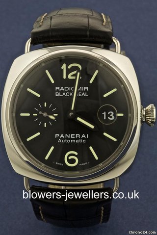 Panerai Radiomir Blackseal PAM 00287 watches