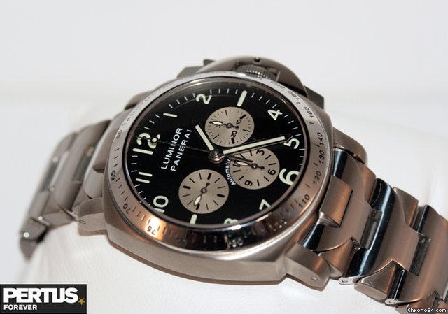Panerai Luminor Chrono Titanium Steel, Limited 500 pieces watches