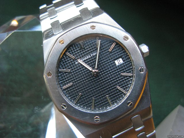 Audemars Piguet ROYAL OAK 33 MM REVISEE ET GARANTIE AUDEMARS PIGUET watches