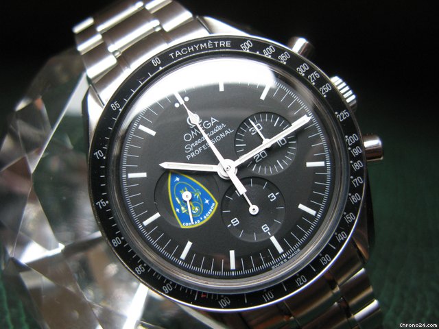 Omega SPEEDMASTER MISSION GEMINI XI AVEC BOITE, MANUELS, CARTE watches