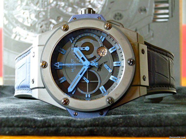 Hublot King Power Split Second Rattrapante Vendome All Black Blue watches