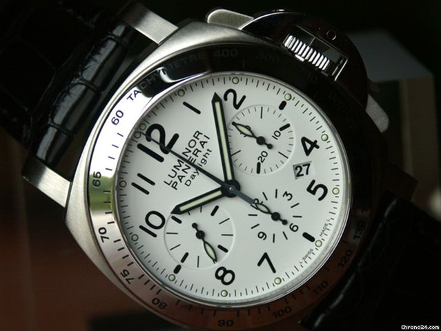 Panerai PAM 188 Luminor Daylight Chronograph White Dial 44 mm watches