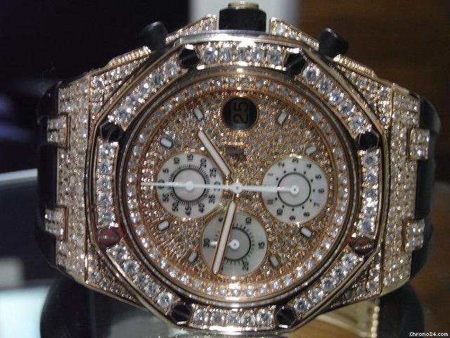 Audemars Piguet Custom New Royal Oak Offshore Rose/Red Gold Diamond watches