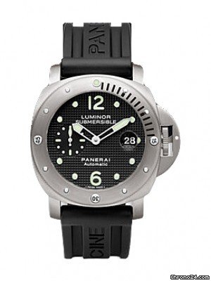Panerai Luminor 44 Submersible watches