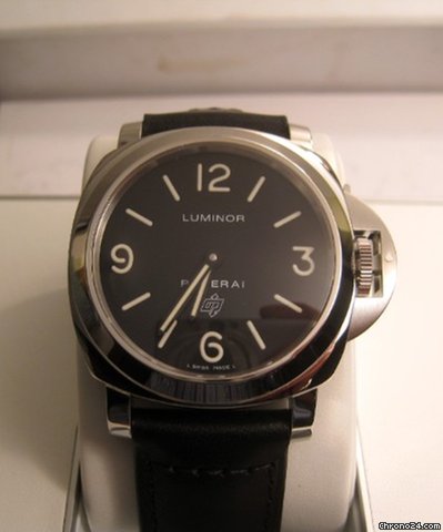 Panerai Luminor Logo watches