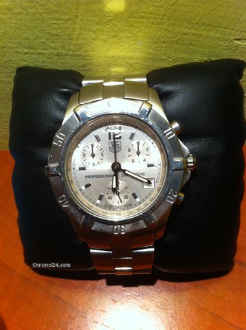 TAG Heuer Professional 200 Meters watches