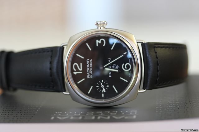 Panerai Radiomir Black Seal Logo Pam380 watches