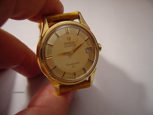 Omega Constellation "Pie Pan" 18kt. yellow gold watches