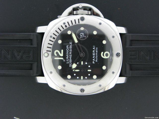 Panerai Submersible 44mm PAM 24 watches