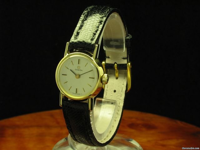 Omega 18kt 750 Gold Handaufzug Damenuhr watches